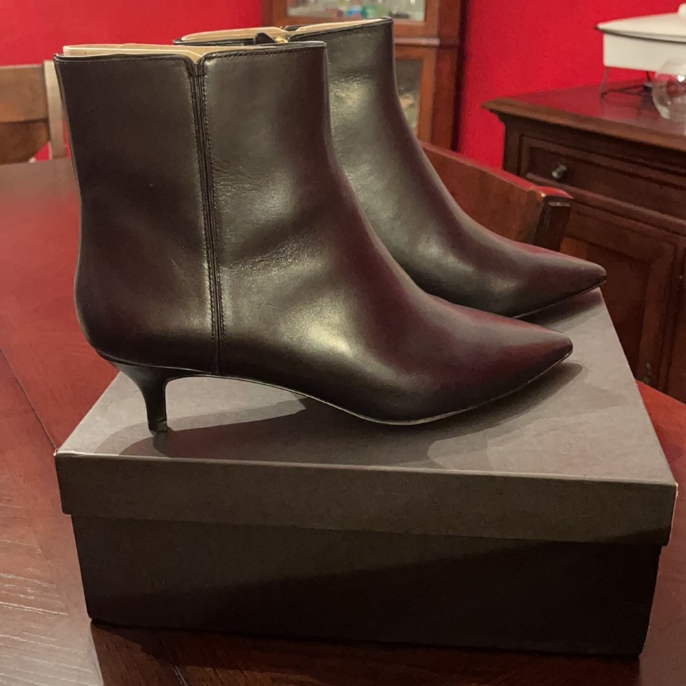 J.Crew Ladies Ankle Boots size 9.5